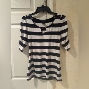 White House Black Market Monochrome Striped Tee